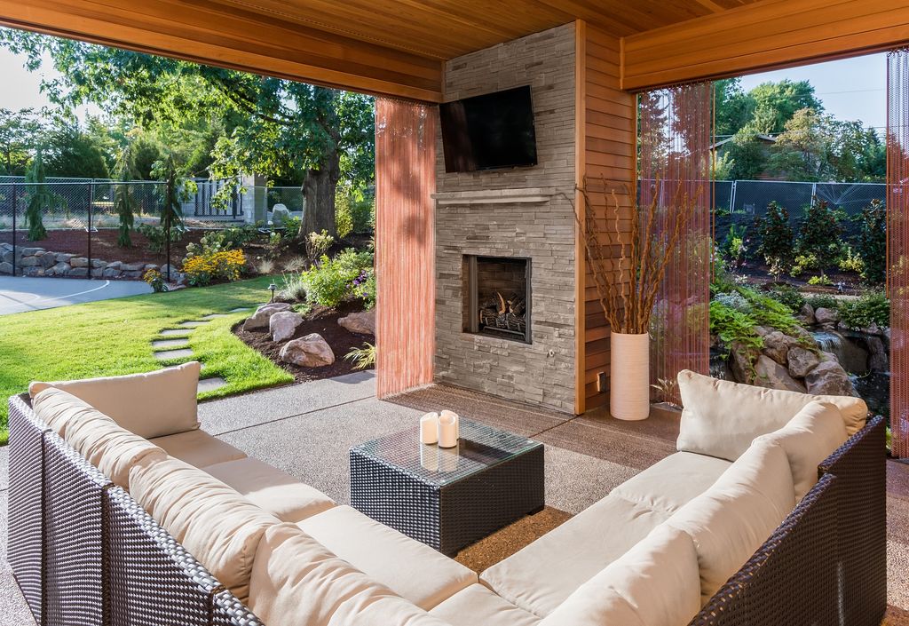 Terrace with cream sofa and centre coffee table