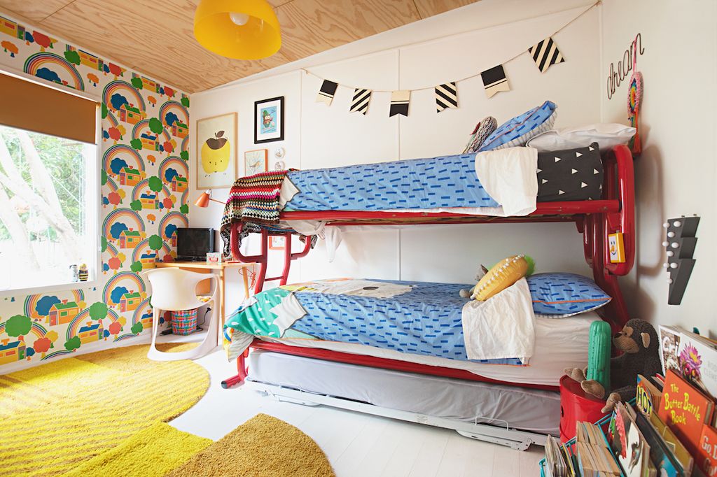 Retro inspired kids bedroom with bunk-beds
